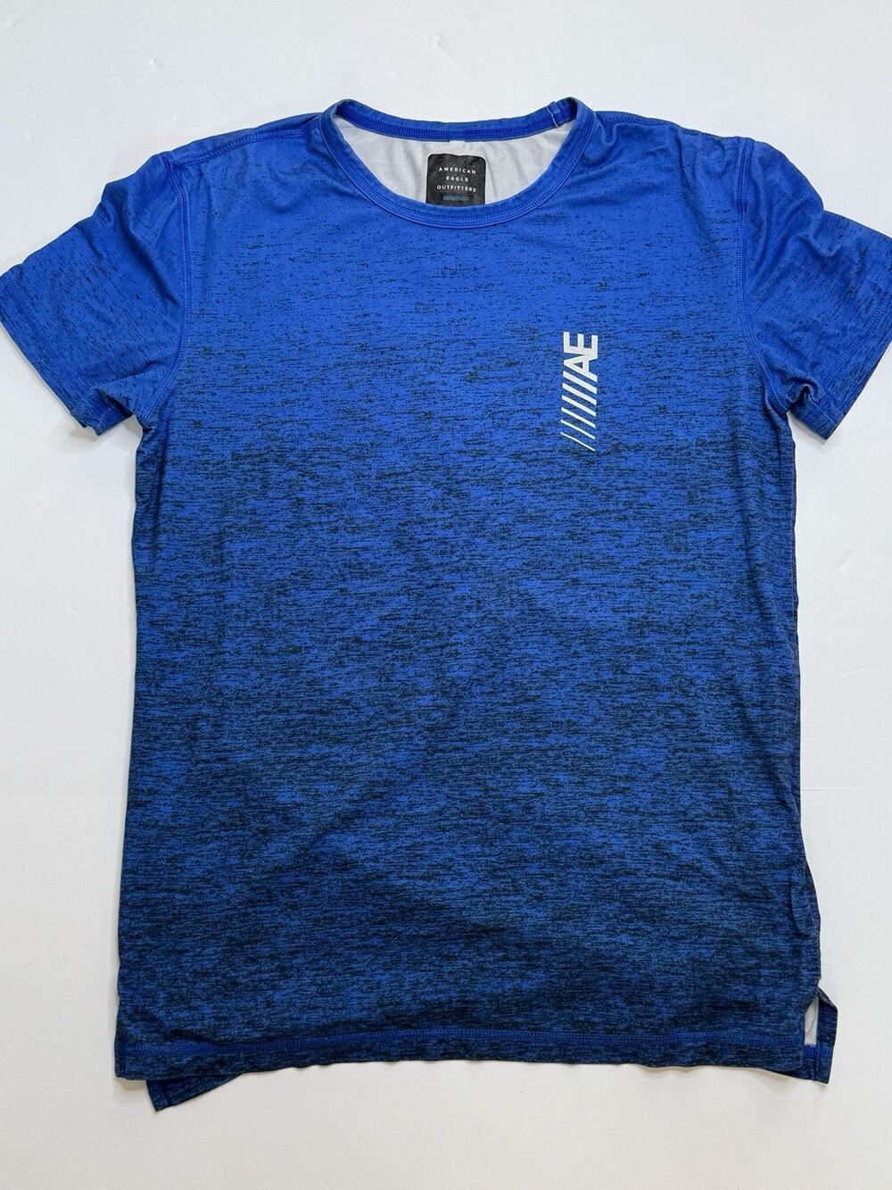 American Eagle AE Active Flex Mens S Blue Ombre Athletic Performance T Shirt
